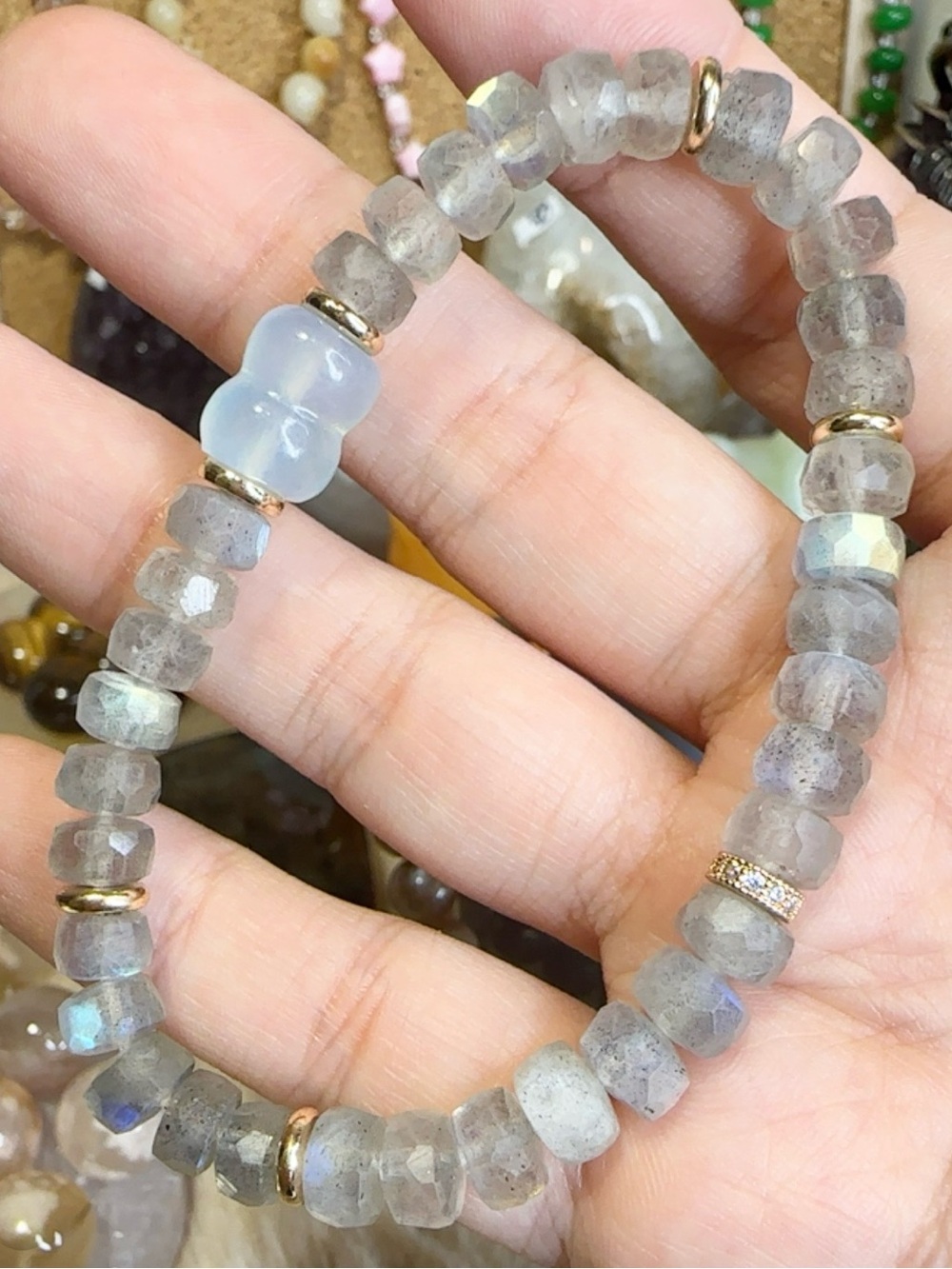 6.5 mm Shinny Labradorite and Aquamarine Bracelet